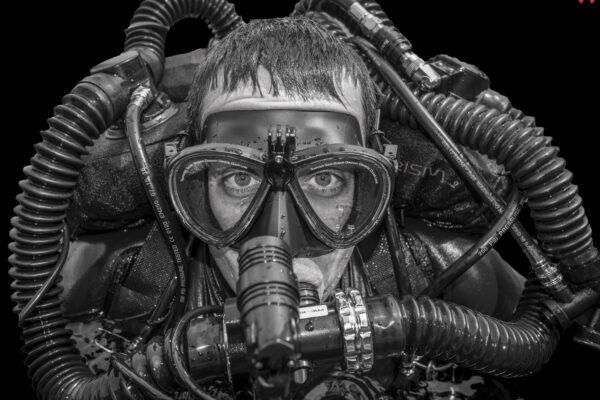 Jason Mengal wearing a Prism 2 Rebreather